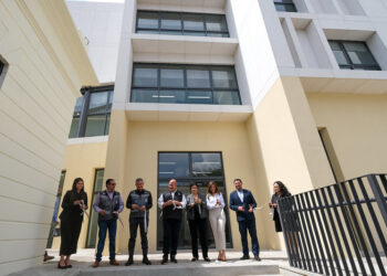 Alfaro inaugura edificio en Contraloría