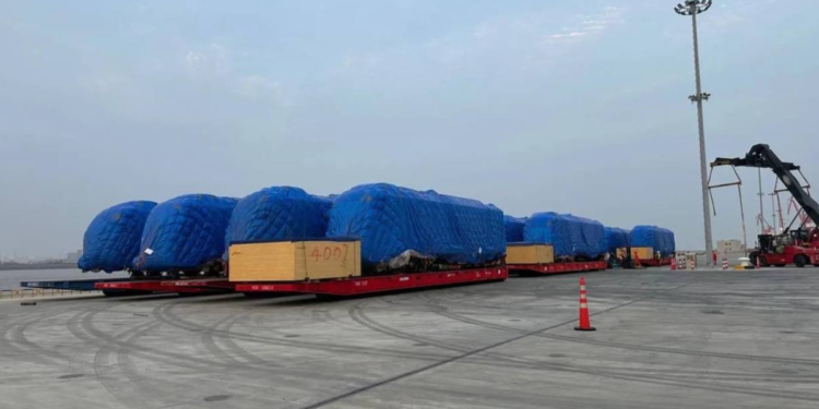 Anuncia Enrique Alfaro que vienen en camino ocho vagones más para la Línea 4