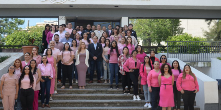 Ofrece COBUPEJ charlas de prevención de cáncer de mama