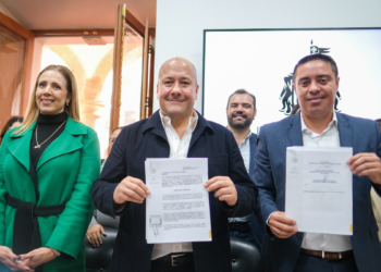 Mochilas, útiles y uniformes: serán un derecho en Jalisco