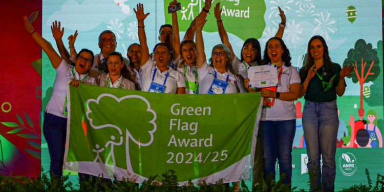 Gana AMBU Green Flag Award para 5 Bosques Urbanos del AMG