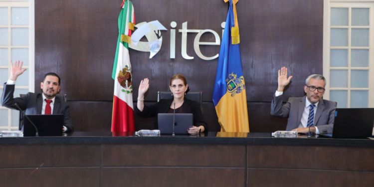 ITEI aprueba exhortar a integrar unidades y comités de transparencia en nuevas administraciones.