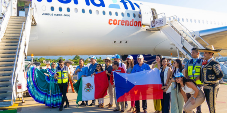 Inicia operaciones chárter Praga-Puerto Vallarta; esperan afluencia de más 10 mil turistas europeos en seis meses