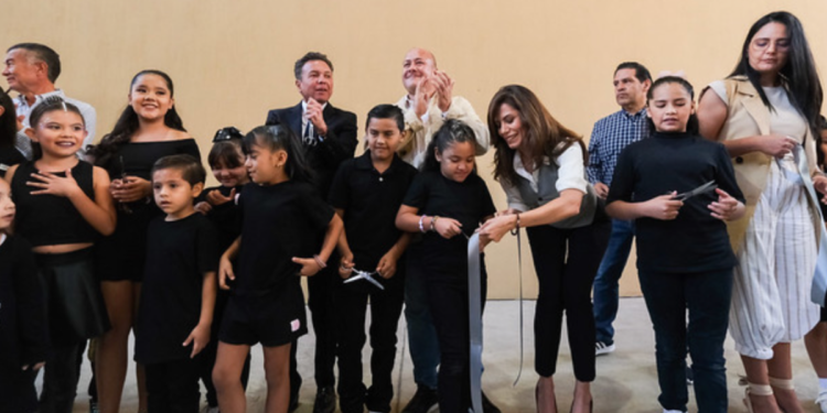Inauguran Enrique Alfaro, Pablo Lemus y Verónica Delgadillo el primer Centro Colmena del Gobierno de Jalisco en el parque Agua Azul