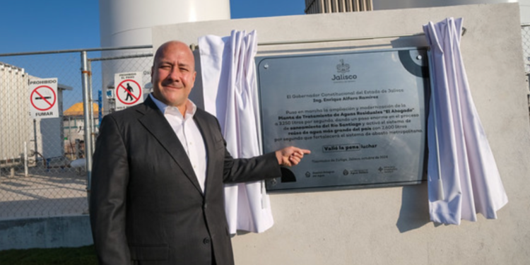 Entrega Enrique Alfaro ampliación y modernización de la planta de tratamiento «El Ahogado»