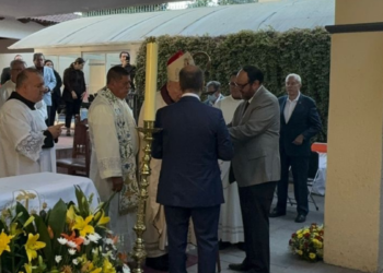 Entrega Arquidiócesis de Monterrey reconocimiento al Cardenal Juan Sandoval Íñiguez