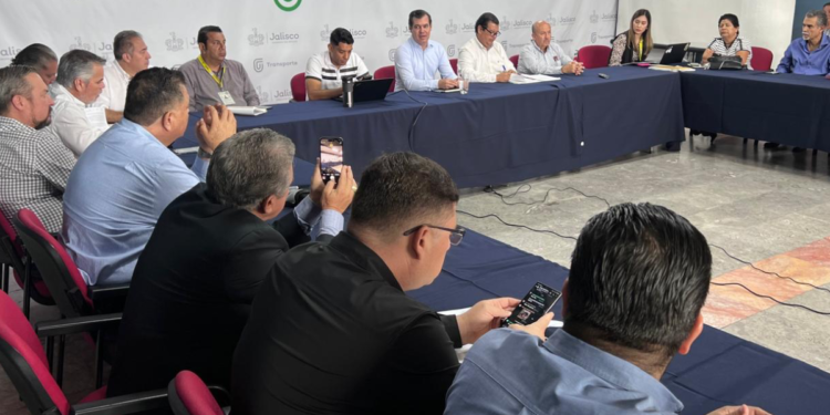 Se confirma que en actual administración no habrá aumento al costo del transporte público