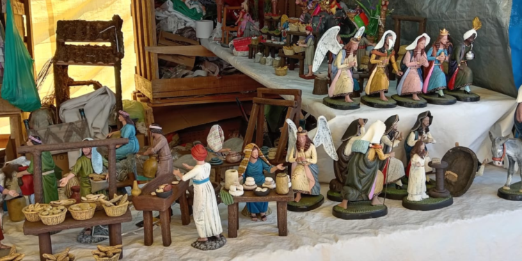 Artesanos de Tlaquepaque llevan 200 Mil Piezas de Barro a la CDMX para Tradicional Tianguis Navideño