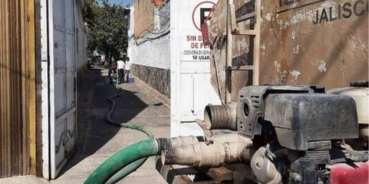 Por Segundo Megacorte del SIAPA, Gobierno de Tlaquepaque Suministrará Nuevamente Agua Potable a las Colonias Afectadas