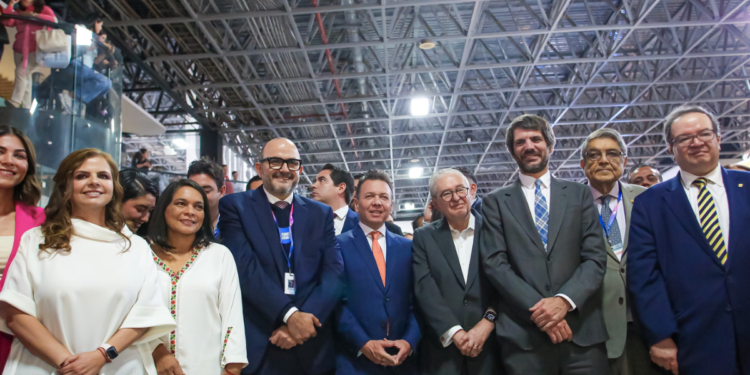 Inauguran la 34 edición de la Feria Internacional del Libro en Guadalajara