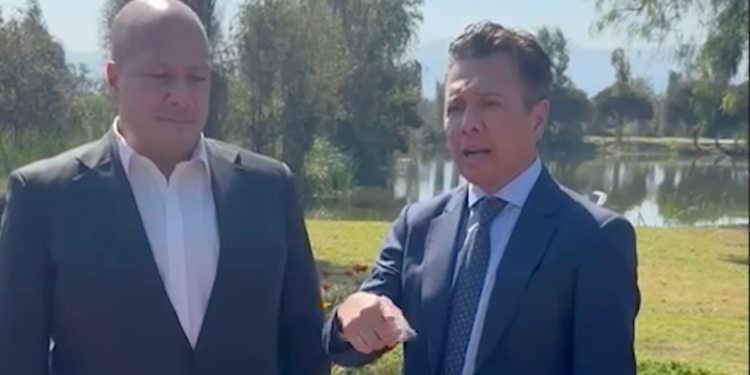 Asisten Enrique Alfaro y Pablo Lemus a la firma del Acuerdo Nacional por el Derecho Humano al Agua y la Sustentabilidad donde pudieron dialogar con la Presidenta de México, Claudia Sheinbaum