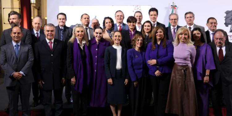 Presidenta Claudia Sheinbaum presenta Consejo Asesor de Desarrollo Económico Regional y Relocalización (CADERR) como parte del Plan México