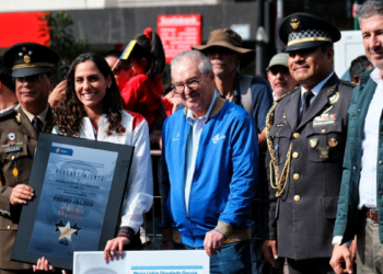 Conmemoran el 114 aniversario del inicio de la Revolución Mexicana con tradicional Desfile Cívico Deportivo
