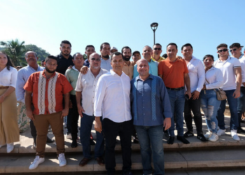 Entrega Enrique Alfaro obra de renovación de Plaza Mirador y el Malecón en La Manzanilla, municipio de La Huerta; transforman la cara de este municipio