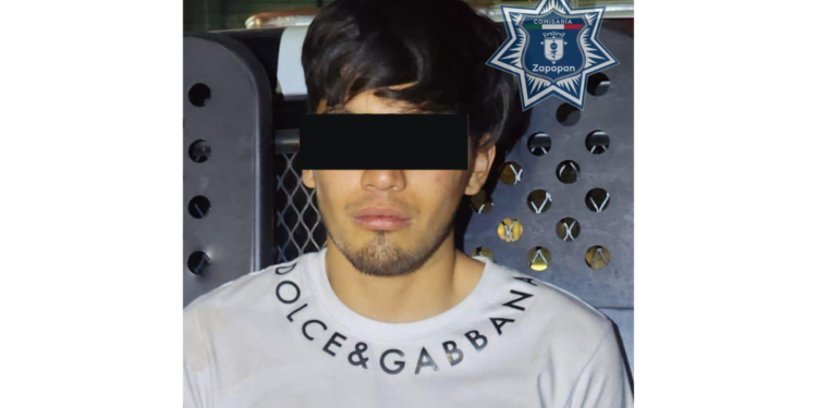 Detienen a Hombre en Arenales Tapatíos por Portación de Arma de Fuego