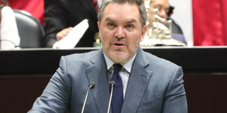 Diputados del PAN buscarán revertir reducción al presupuesto de la UNAM y el IPN en 2025