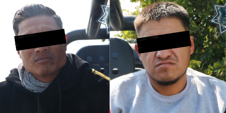 Policías de Zapopan detienen a dos hombres armados en la colonia Parque de las Aves