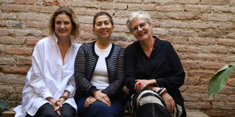 Todo listo para el performance de ‘’Apapacho: vestir el silencio’’ en la Escuela de Artes de Jalisco