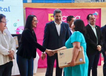 Entregan 4,000 Computadoras a Docentes de San Pedro Tlaquepaque