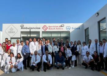 Inauguran obras de ampliación de los Hospitales Regionales en Autlán de Navarro y Ciudad Guzmán