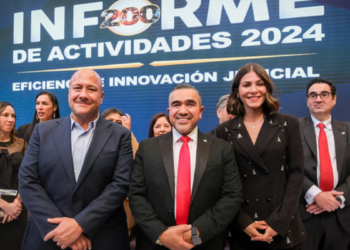 Acompaña Enrique Alfaro a Daniel Espinosa Licón en su Informe de Actividades 2024 como titular del Poder Judicial; destacan avances en la impartición de justicia en Jalisco