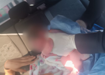 Policías de Zapopan asisten a mujer en labor de parto: reportan a madre e hija en buen estado de salud