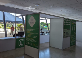 La Setran instalará módulo para el refrendo de licencias de conducir en la FIL  