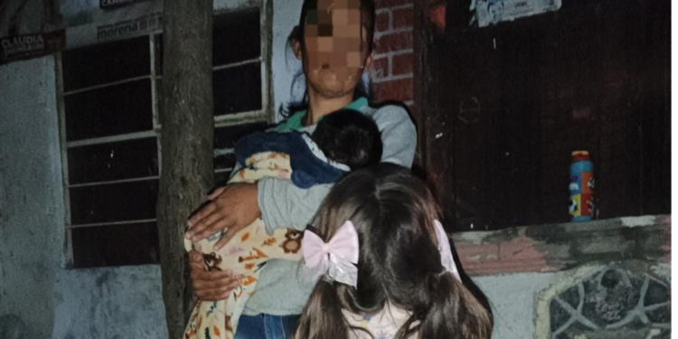 Rescatan a dos menores abandonadas en Misión Magnolia; madre en aparente estado inconveniente huyó del lugar