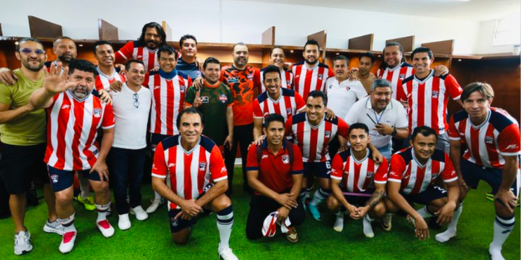 Reencuentro de Leyendas del Fútbol Reúne a Más de 4 Mil Personas en Tlajomulco