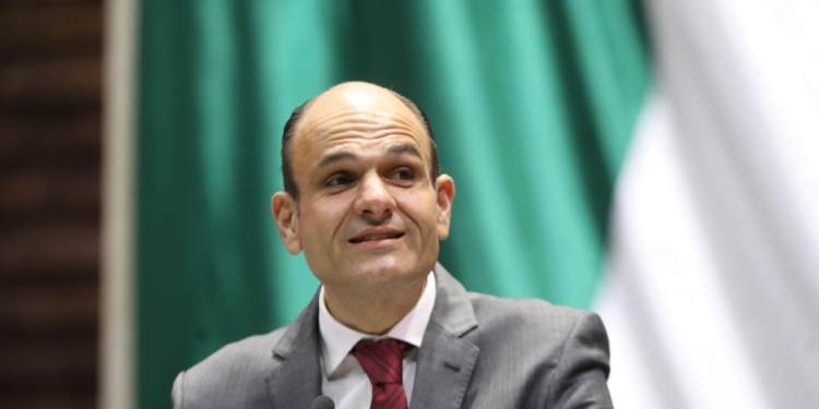 Propone Jericó Abramo mejorar calidad en atención médica