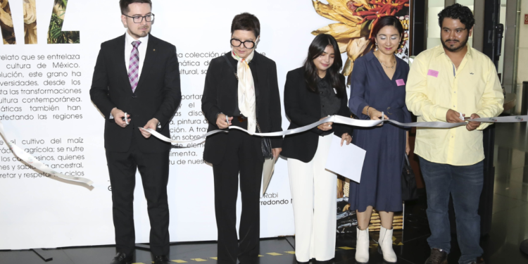 Inauguran en el Senado la exposición artística “Saber sembrar maíz”