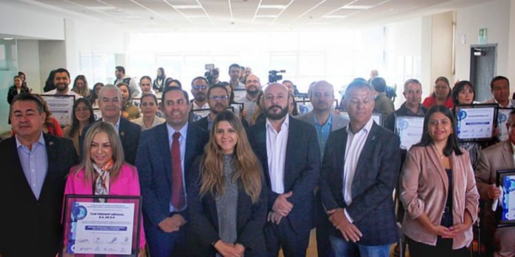 Reconoce Gobierno del Estado e iniciativa privada a 21 empresas por su compromiso con la Seguridad y Salud Laboral