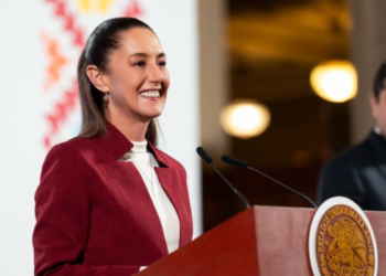 Presidenta de México resalta que, gracias al combate a la corrupción y sin aumentar impuestos, incrementaron en 5% los ingresos tributarios