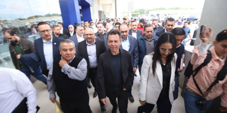 Anuncia Pablo Lemus inicio de operativos en centrales camioneras como estrategia para atender la desaparición de personas en Jalisco