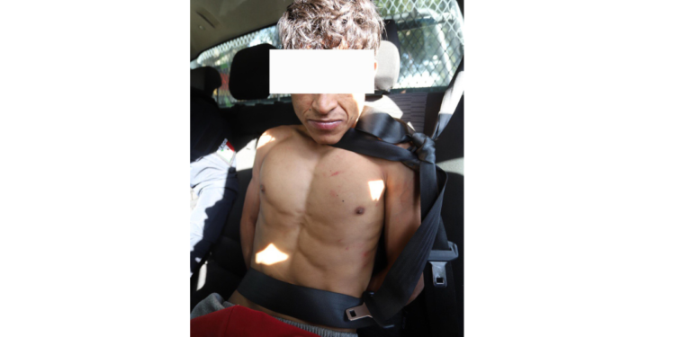 Policías de Tlaquepaque detienen a hombre por presunta violencia familiar