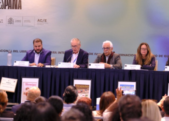 Presentan en la FIL 2024, libro científico: Interpretar la naturaleza, para encontrar a quienes nos faltan