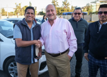 Entrega Gobernador y Sindicatos Autónomos Federados premios a servidores públicos