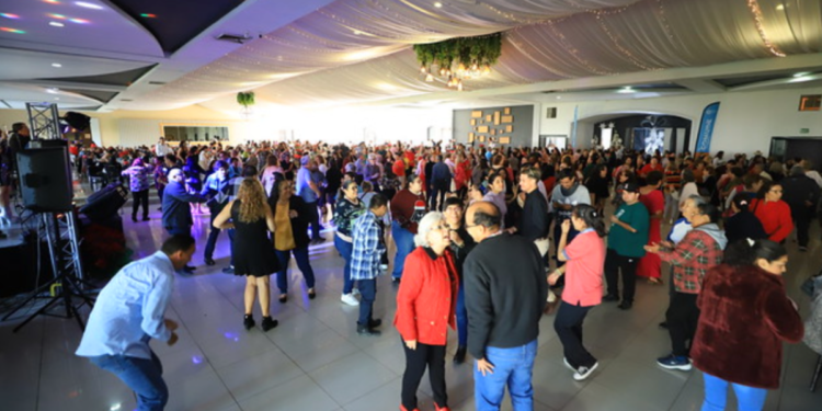 Zapopan celebra las fiestas decembrinas con sus adultos mayores 