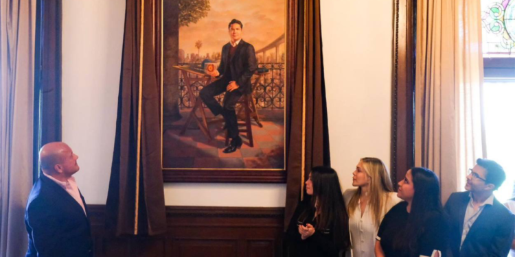Develan retrato de Jorge Aristóteles Sandoval en Palacio de Gobierno