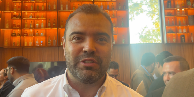 Invita Gerardo Quirino a fomentar proyectos como «Tequila Lab»