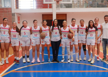 Laura Imelda inaugura La Copa COMUDE COMEX de Básquetbol Femenil Los 5 Grandes