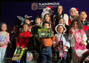 Las «luces de Esperanza» Iluminan Tlaquepaque