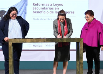 Firma presidenta Claudia Sheinbaum decreto por el que se reforman leyes secundarias para proteger a las mujeres en México