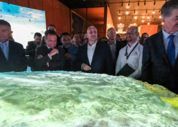 Enrique Alfaro y  el Consejo Regulador del Tequila encabezan la apertura de “Tequila Lab”: una experiencia que sabe a México