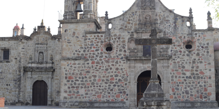 Buscan reactivar vocación cultural del Barrio de Analco