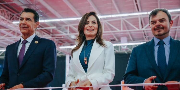 Acude la primera Presidenta de Guadalajara a la inauguración de Intermoda