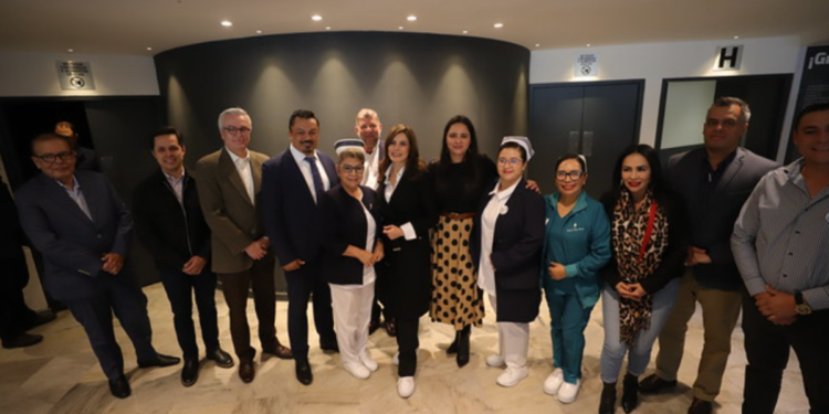 Reconoce Presidenta de Guadalajara labor y entrega del personal de enfermería de los Servicios Médicos Municipales