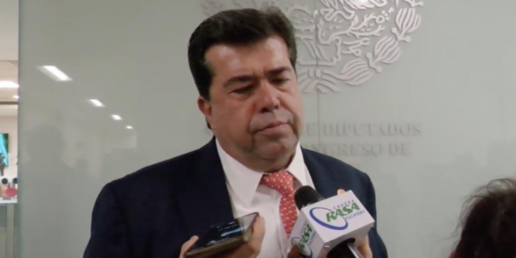 Celebra Pedro Haces aumento salarial en 2025 y fortalecimiento del tripartismo para construir acuerdos que beneficien a México