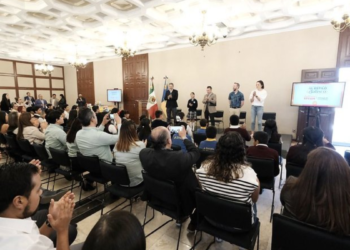 Impulsa Gobierno de Jalisco habilidades STEAM con entrega de kits de robótica en escuelas de educación básica