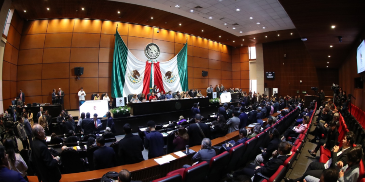 Grupos parlamentarios debaten en la Comisión Permanente decisión del Comité de Evaluación del PJF de suspender elección de juzgadores